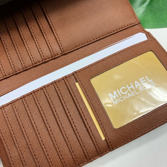 Michael Kors Jet Set travel Wallet Large trifold - Picture 5 of 8